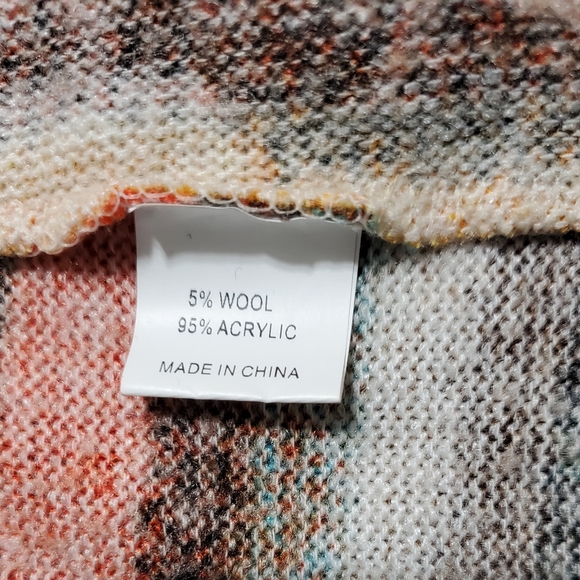 Merchant Unique Handcrafted Turtleneck Sweater Oversized Pull-on size LG - Picture 3 of 5